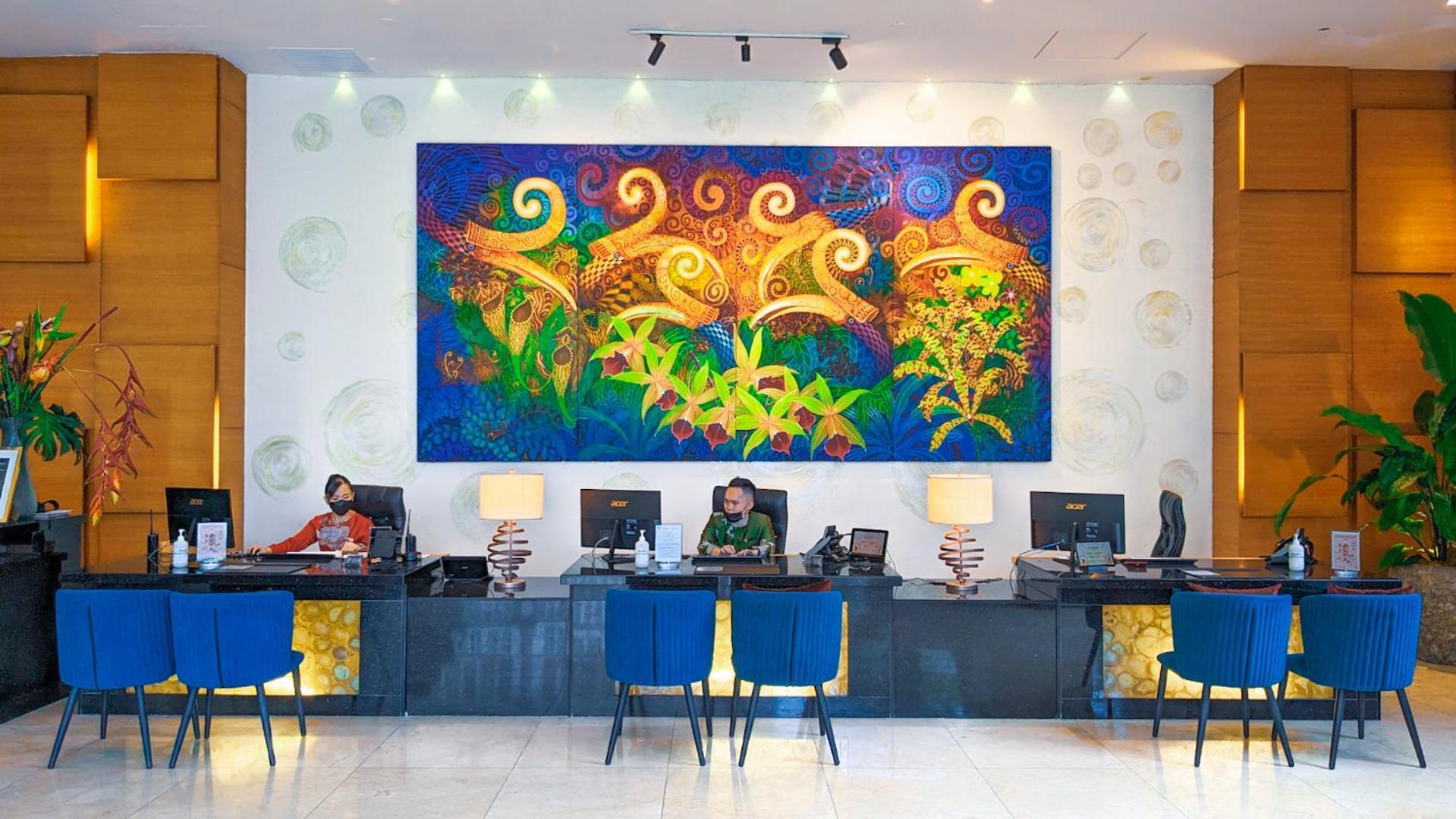 The Waterfront Hotel Kuching Eksteriør billede